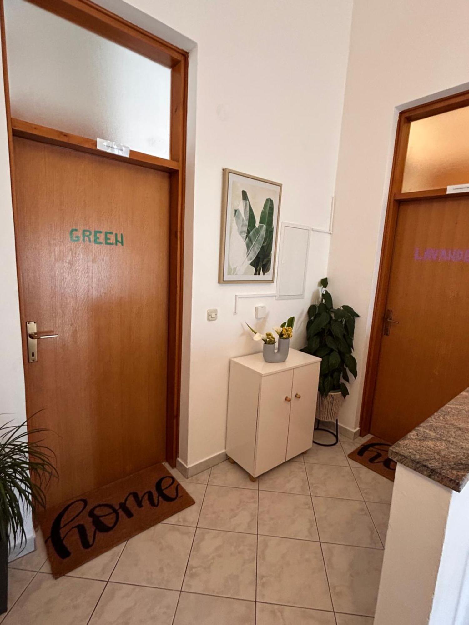 Apartments Marina Sveti Filip i Jakov Exterior foto